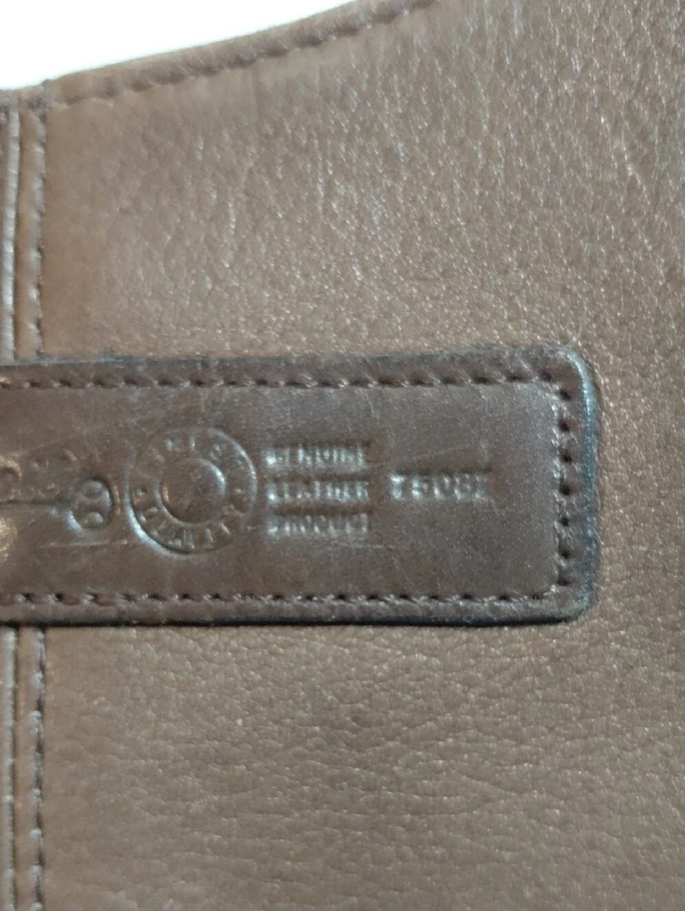 Fossil Chocolate Brown Pebbled Leather Hobo Shoulder Bag. Double Handles W/ Key
